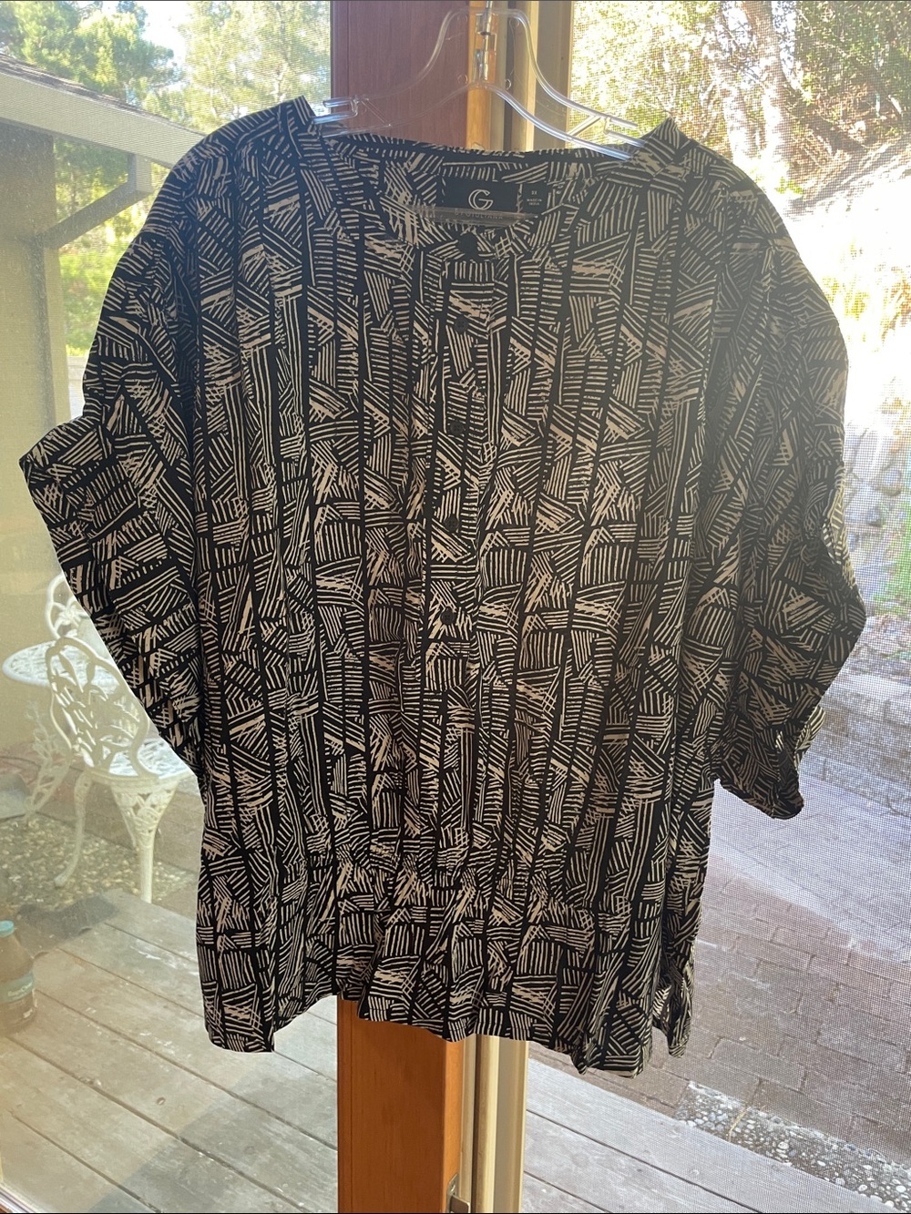 G by Giuliana Gathered Dolman Sleeve Top. Black and cream Sz 3X. New in package